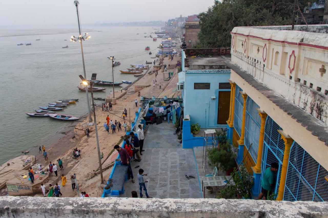 Vishnu Rest House Варанаси Екстериор снимка
